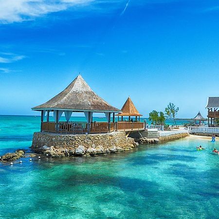 Seagarden Beach Resort Montego Bay Eksteriør billede