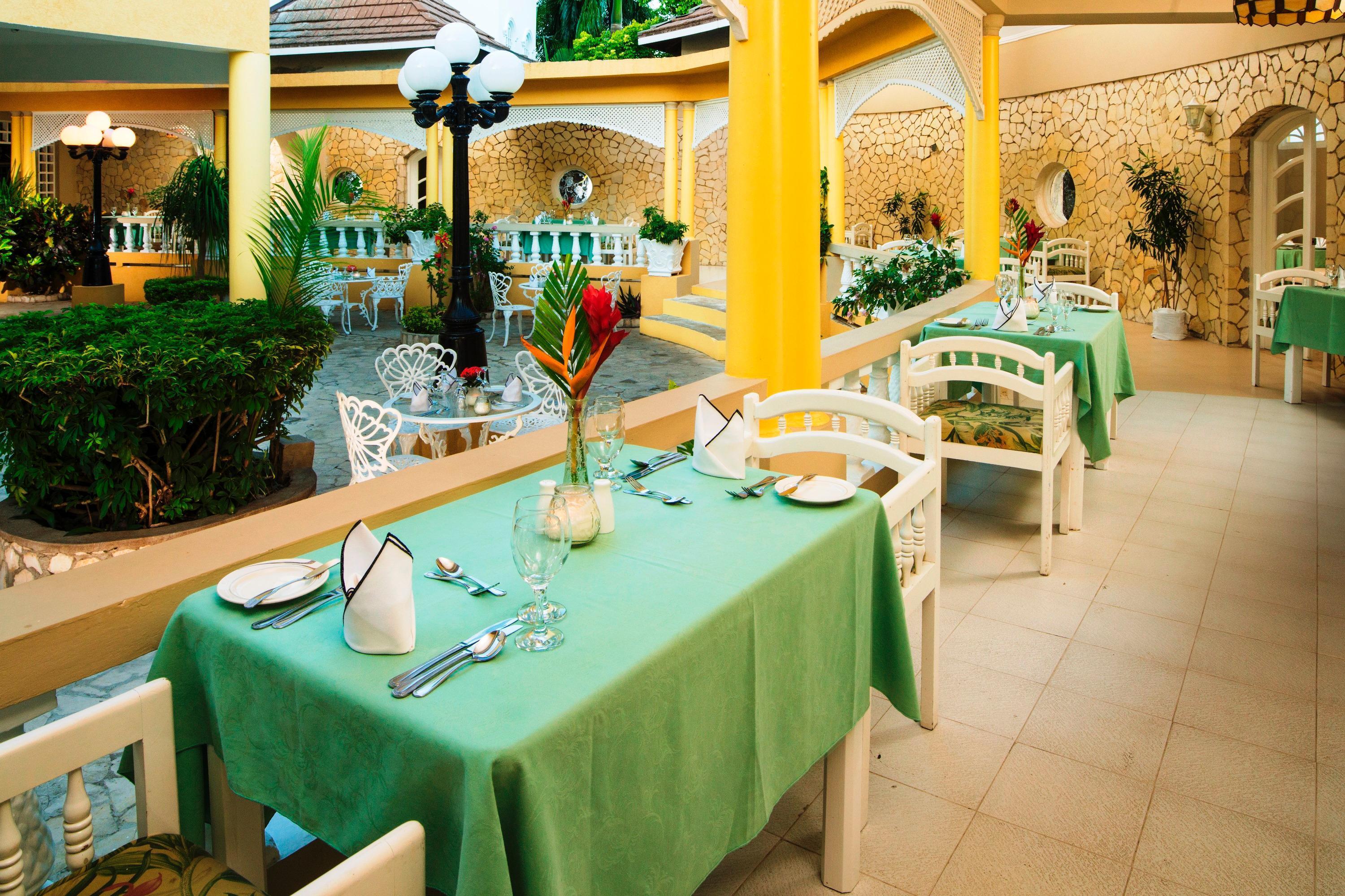 Seagarden Beach Resort Montego Bay Eksteriør billede