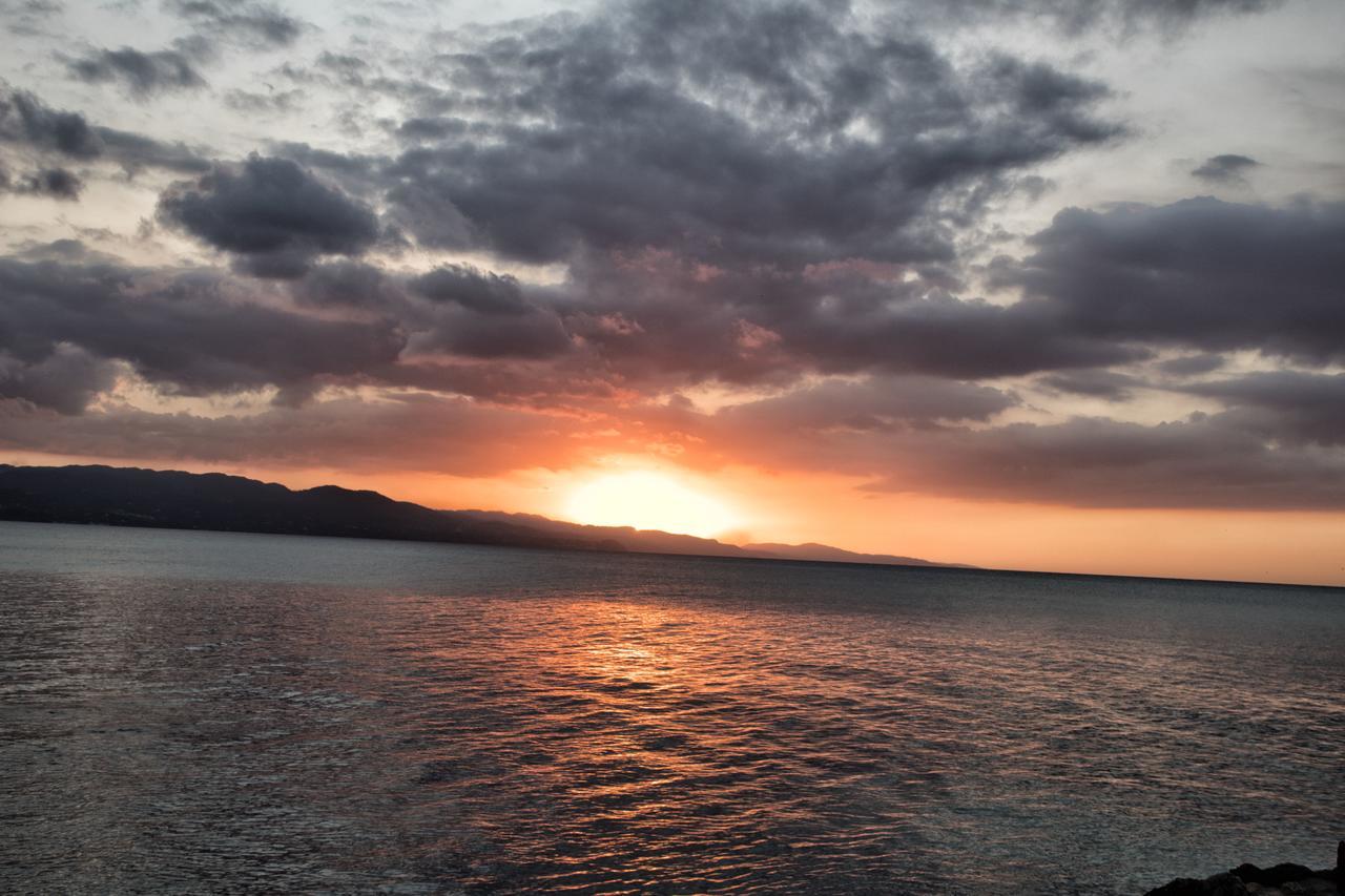 Seagarden Beach Resort Montego Bay Eksteriør billede