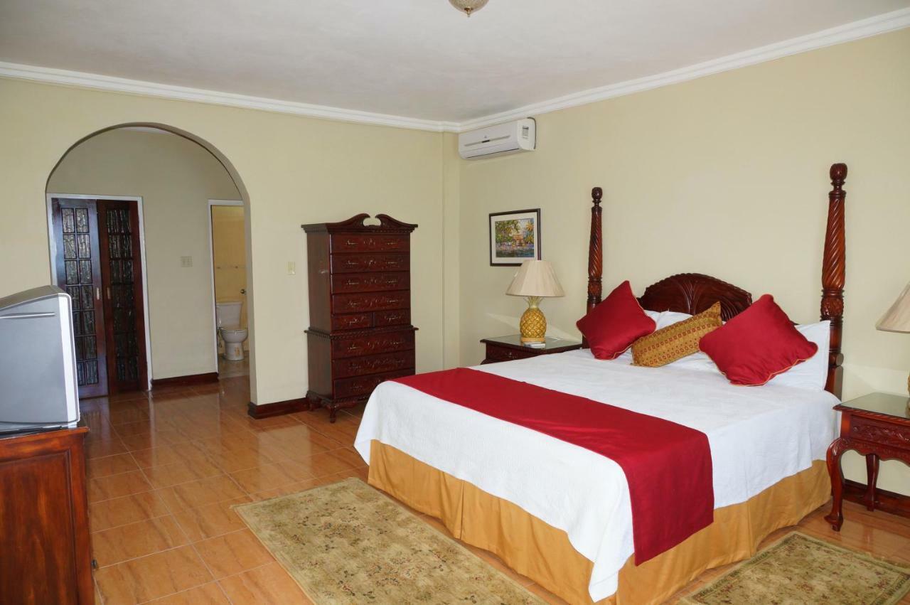 Seagarden Beach Resort Montego Bay Eksteriør billede